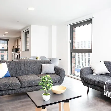 Canvas Glasgow: Private Rooms and Studios with Shared Kitchen Near City Centre Exterior photo
