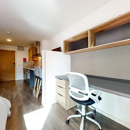 Canvas Glasgow: Private Rooms and Studios with Shared Kitchen Near City Centre Exterior photo