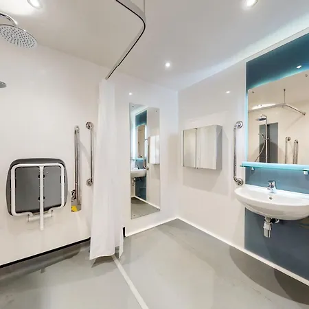Canvas Glasgow: Private Rooms and Studios with Shared Kitchen Near City Centre Exterior photo