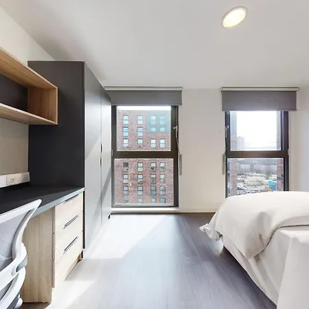 Canvas Glasgow: Private Rooms and Studios with Shared Kitchen Near City Centre Exterior photo