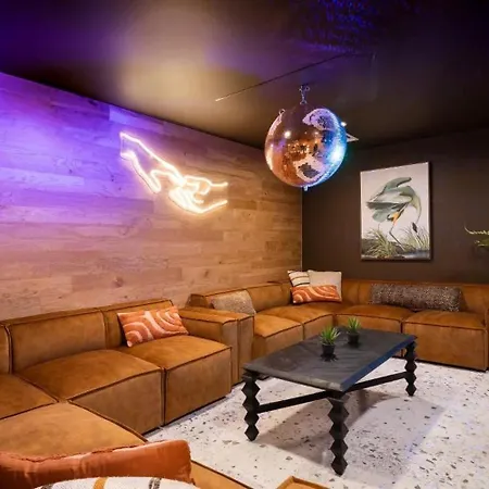 Private Bedrooms With Shared Kitchen, Studios And Apartments At Canvas Glasgow Near The City Centre Exterior foto