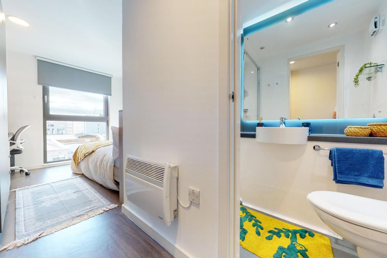 Private Bedrooms With Shared Kitchen, And At Canvas Near The Centre Appartamento Glasgow