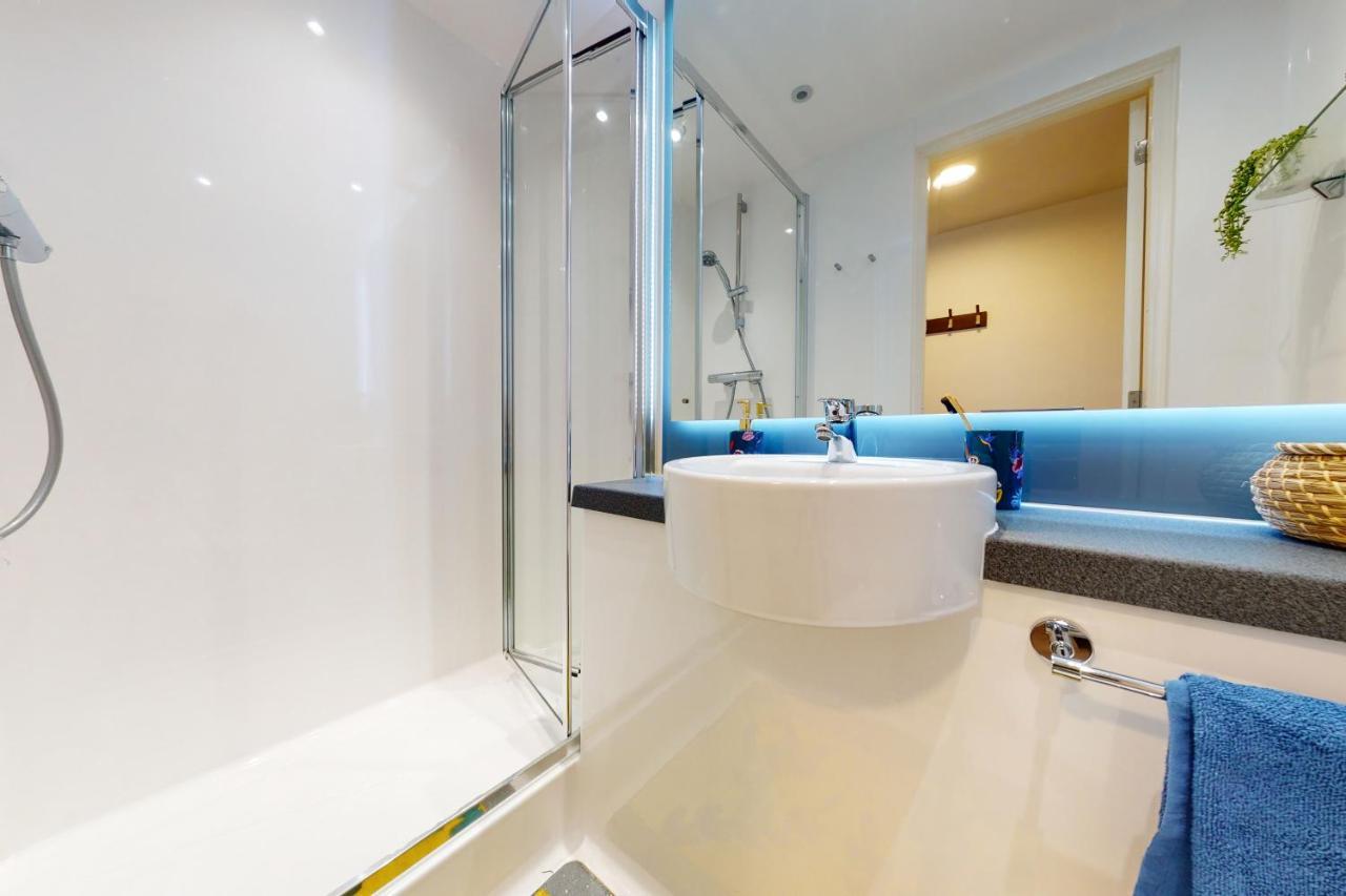 Private Bedrooms With Shared Kitchen, And At Canvas Near The Centre Appartamento *