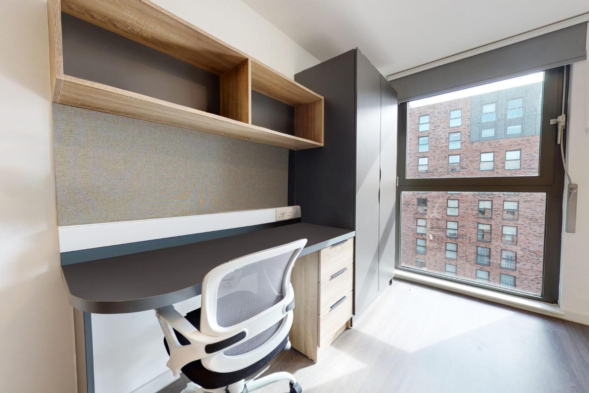 Appartamento Private Bedrooms With Shared Kitchen, And At Canvas Near The Centre